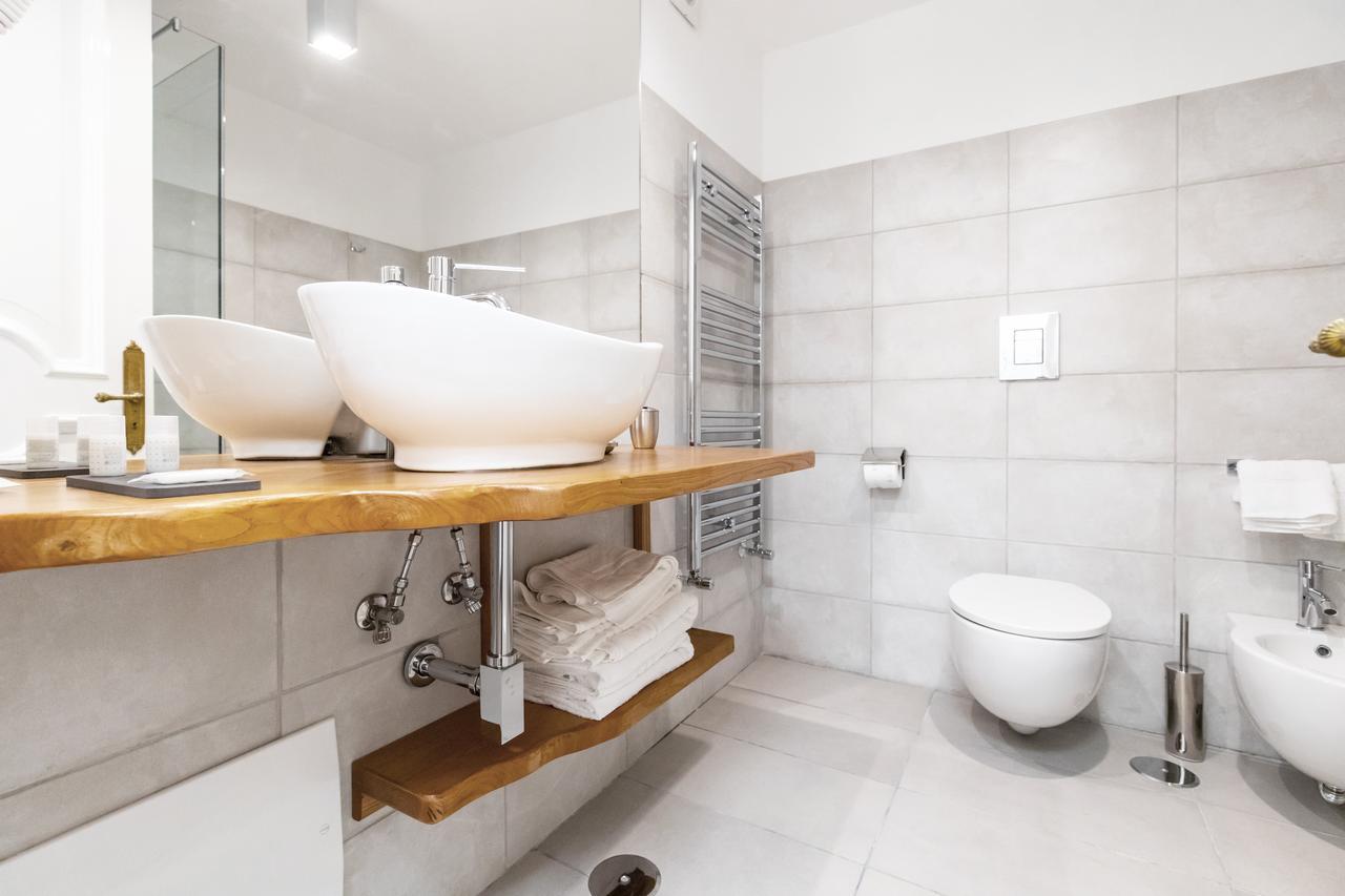 Gramsci Suites Napels Buitenkant foto