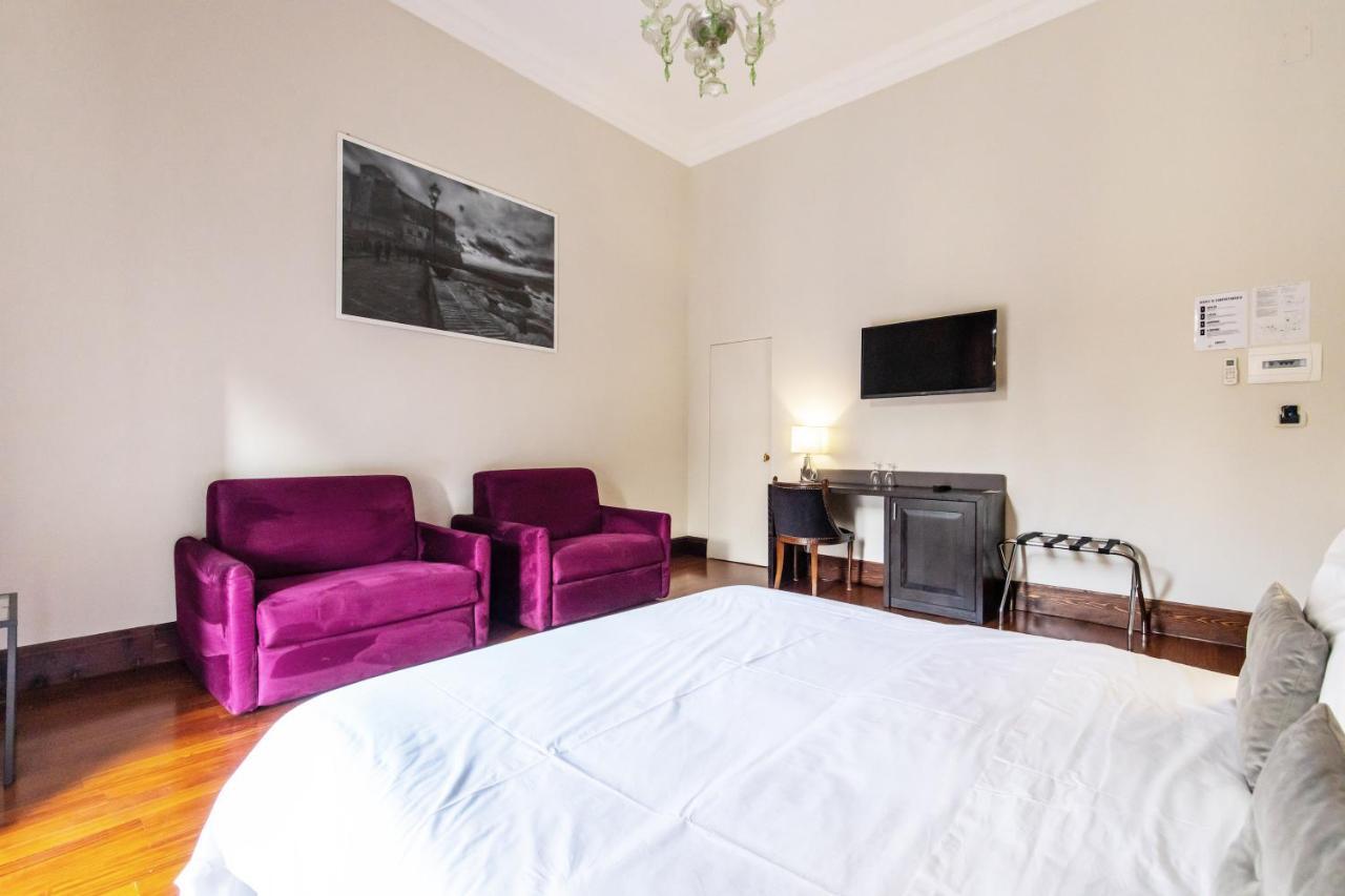 Gramsci Suites Napels Buitenkant foto