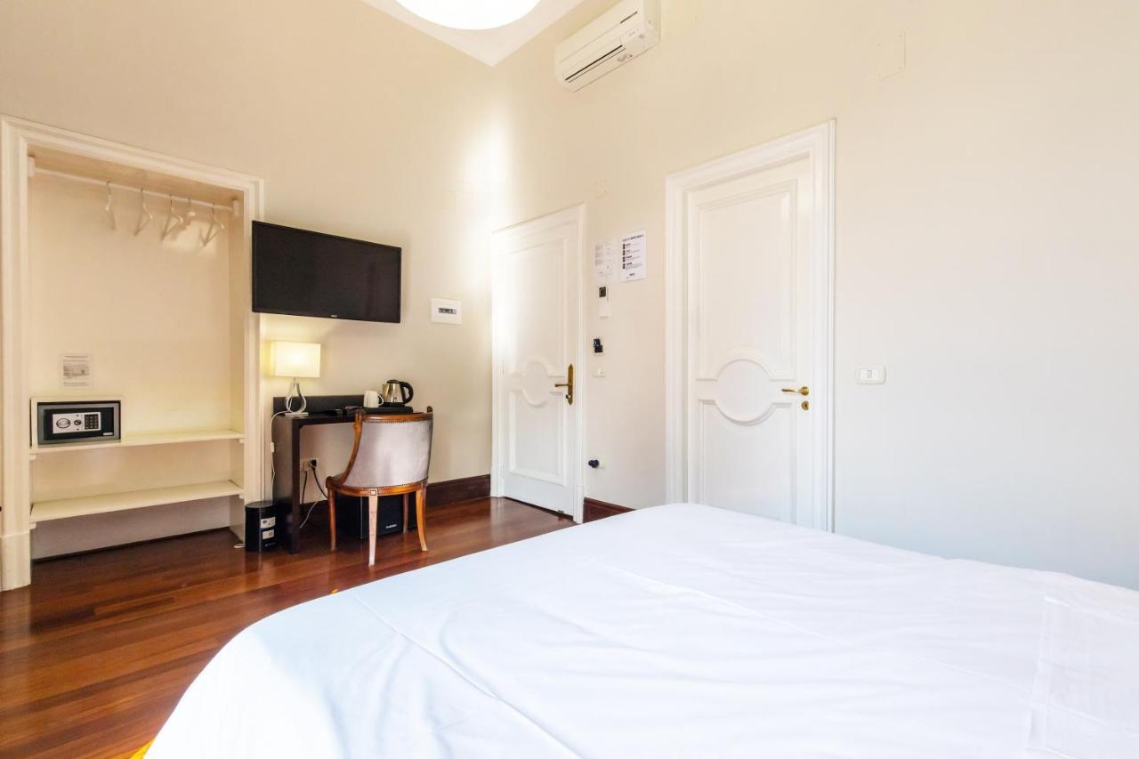 Gramsci Suites Napels Buitenkant foto