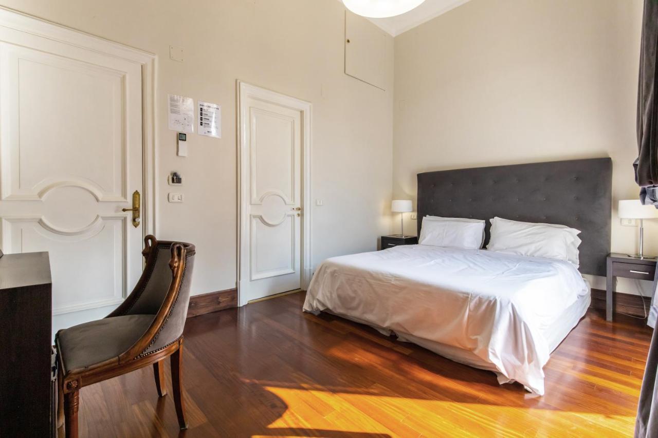 Gramsci Suites Napels Buitenkant foto